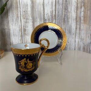 Elegant Blue and Gold Mug Set